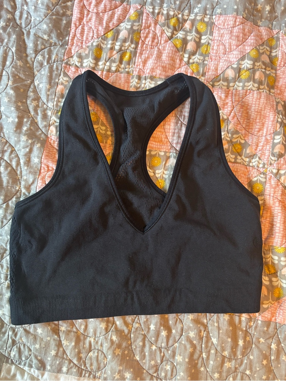 Lululemon RevealKnit Floral Bra Light Support C/D cup